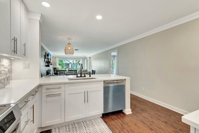 5770 Princess Palm Ct Unit F, Delray Beach, FL 33484 - kitchen featuring dishwasher, range, ornamental molding, a peninsula, and decorative backsplash