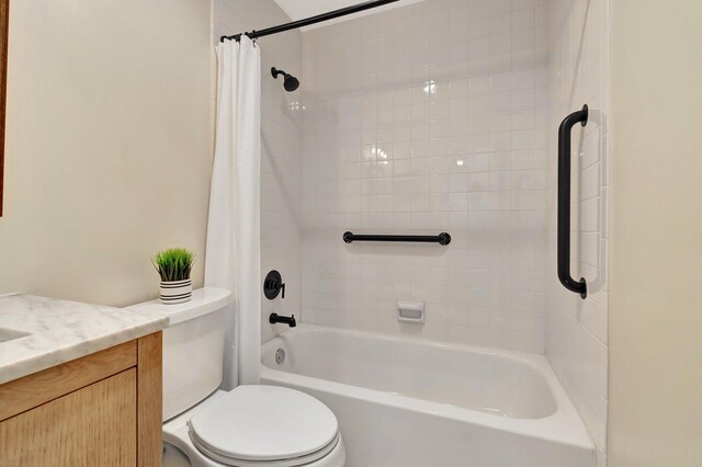 5770 Princess Palm Ct Unit F, Delray Beach, FL 33484 - bathroom with shower / tub combo with curtain and vanity