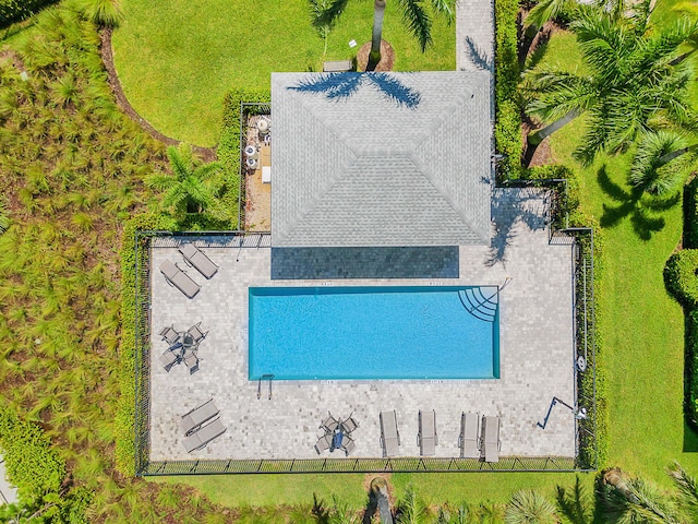 392 SE Sea Hunt Way, Stuart, FL 34994 - view of subject property featuring a pool
