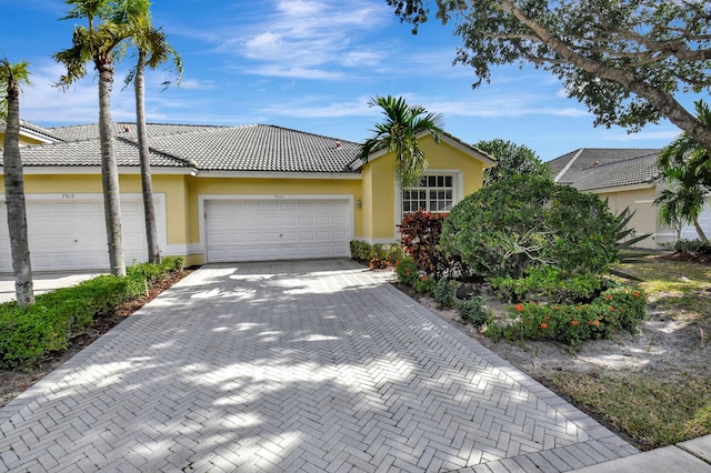 view of front of house featuring a garage