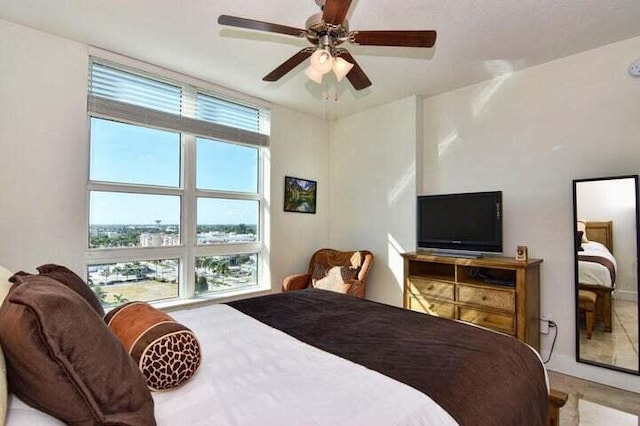 bedroom with ceiling fan