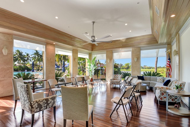 sunroom / solarium with ceiling fan