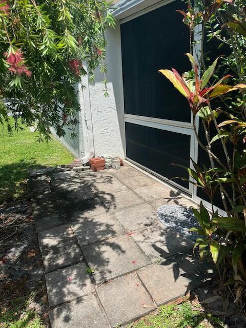 7410 Pine Forest Cir W, Lake Worth, FL 33467 - view of patio / terrace