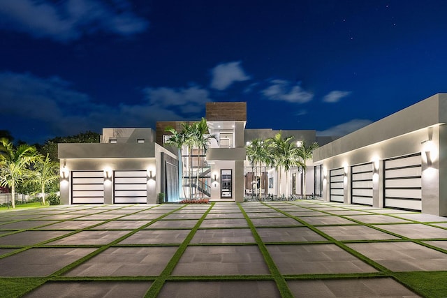 298 W Key Palm Rd, Boca Raton, FL 33432 - modern home featuring stucco siding