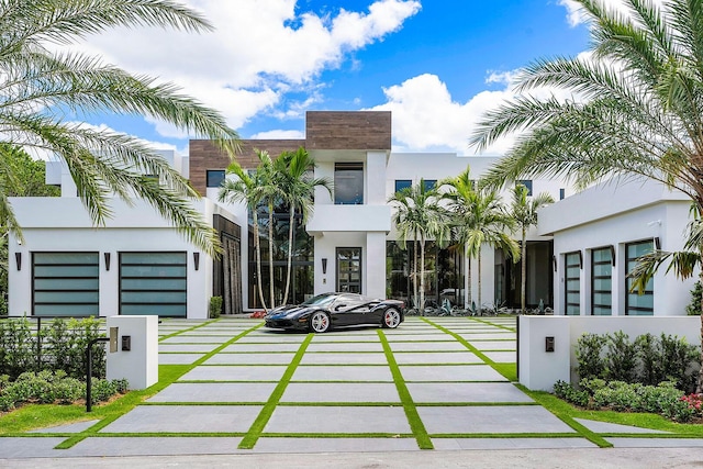 298 W Key Palm Rd, Boca Raton, FL 33432 - contemporary home with stucco siding