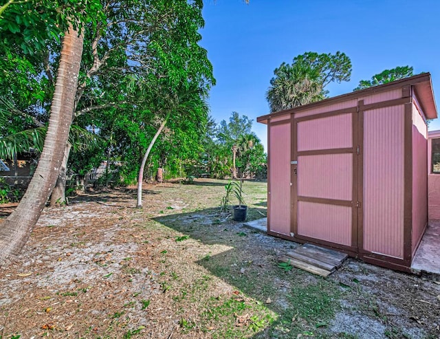 view of outbuilding