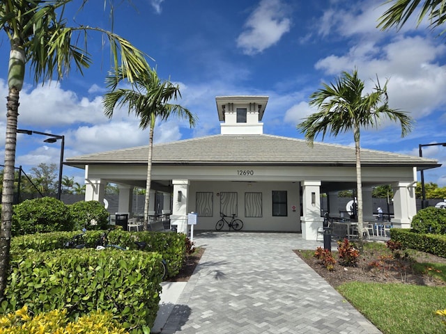 view of front of home