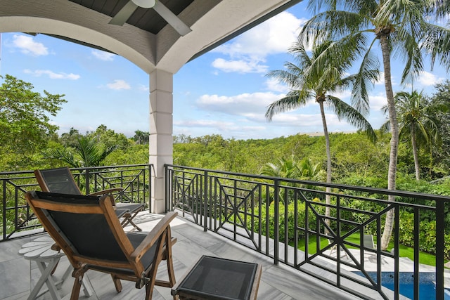 balcony with ceiling fan