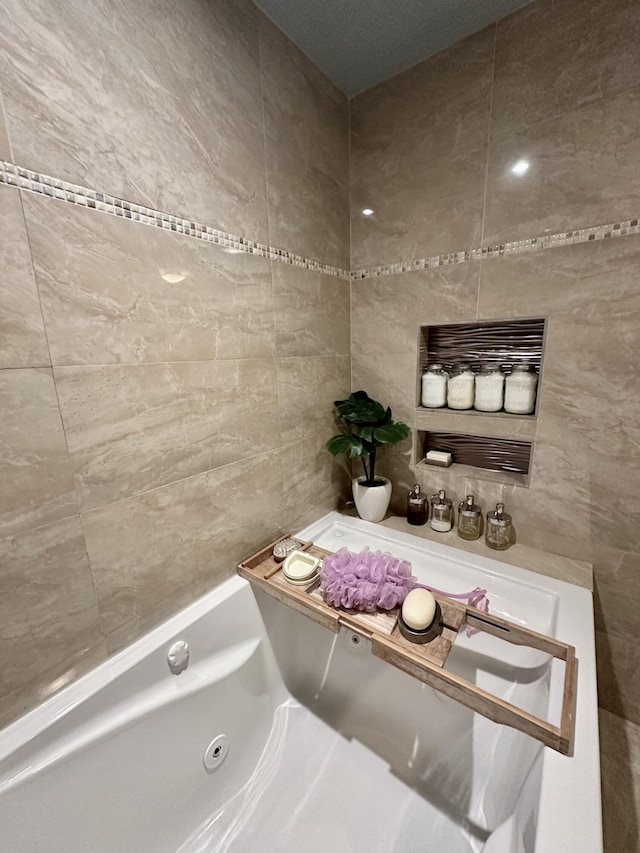2816 N 46th Ave Unit J682, Hollywood, FL 33021 - bathroom with a jetted tub