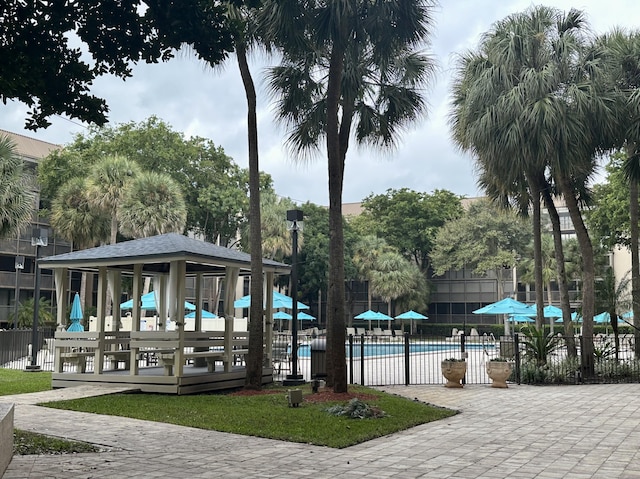 2816 N 46th Ave Unit J682, Hollywood, FL 33021 - view of property's community featuring a pool