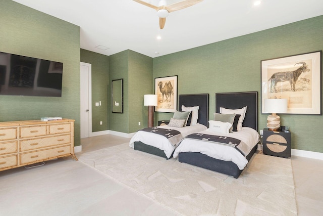 bedroom featuring ceiling fan