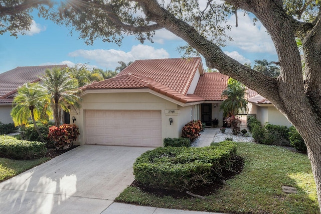 view of front facade with a garage