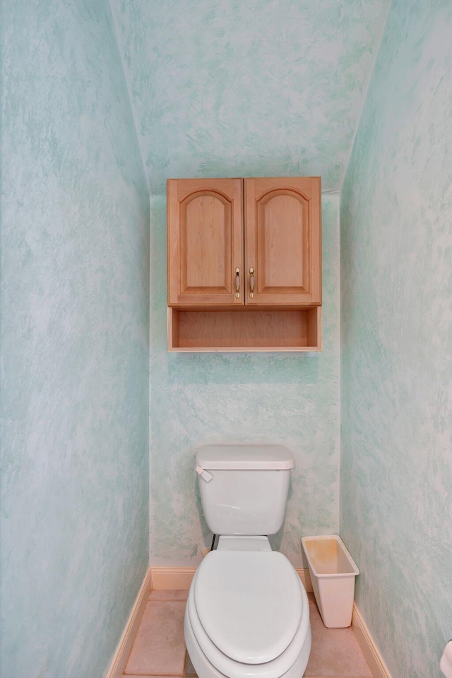 bathroom featuring toilet