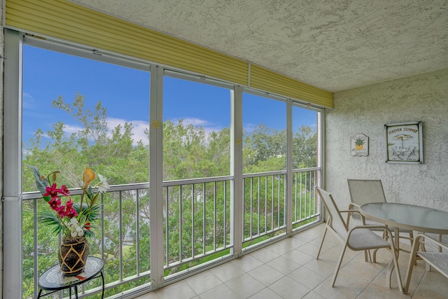 view of sunroom / solarium