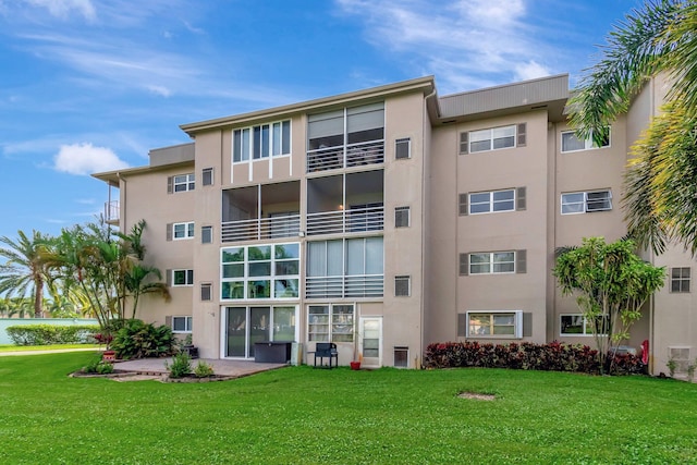 2300 NE 1st Ln Unit 307, Boynton Beach FL, 33435, 2 bedrooms, 2 baths condo for sale