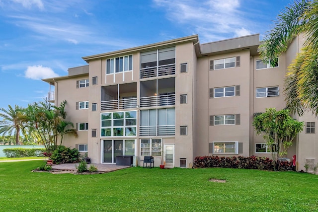 2300 NE 1st Ln Unit 307, Boynton Beach, FL 33435 - view of apartment building / complex