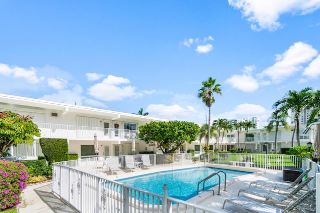 view of swimming pool featuring a patio