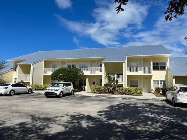 view of building exterior