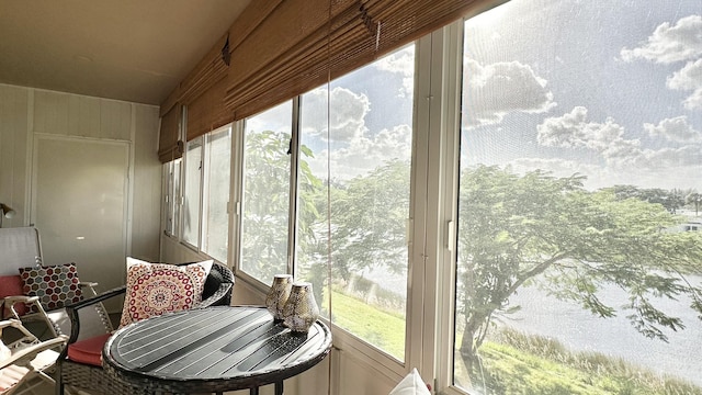 154 Lake Meryl Dr Unit 257, West Palm Beach, FL 33411 - sunroom / solarium featuring healthy amount of natural light and lofted ceiling