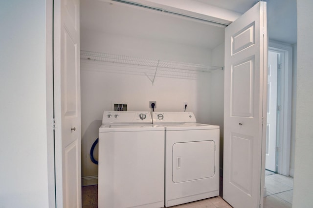610 Clematis St Unit 638, West Palm Beach, FL 33401 - laundry room featuring independent washer and dryer