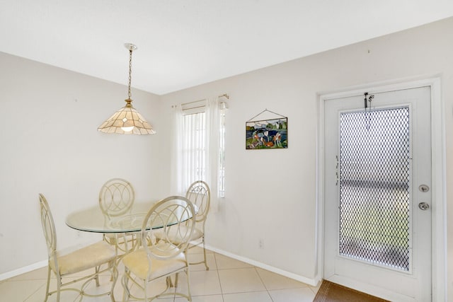 dining room featuring light tile patterned floors