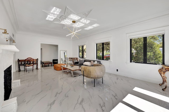 living room with crown molding and a chandelier