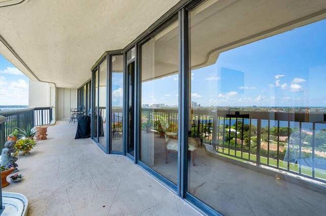 1900 Consulate Pl Unit 1702, West Palm Beach, FL 33401 - view of balcony