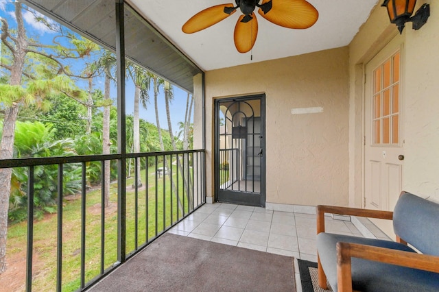 435 Pine Glen Ln Unit B-2, Greenacres, FL 33463 - sunroom with a ceiling fan