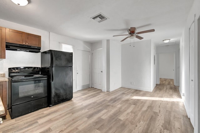 kitchen with ceiling fan, black appliances, and light wood-type flooring