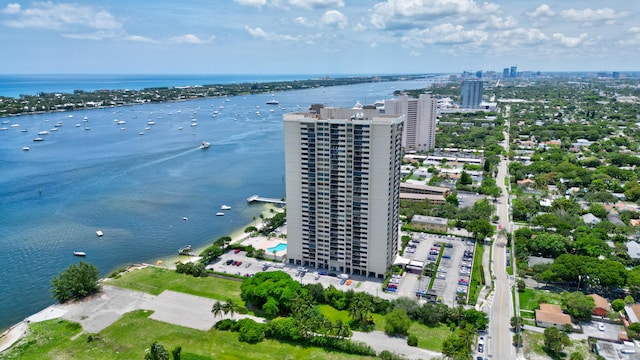 bird's eye view featuring a water view