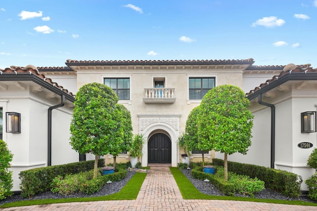 view of mediterranean / spanish home