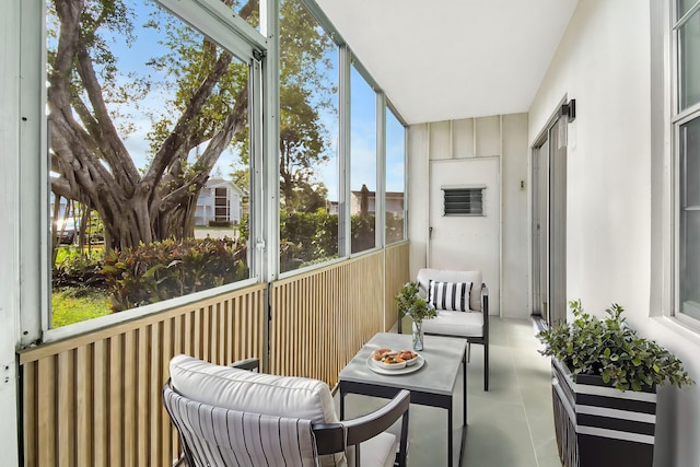 view of sunroom / solarium