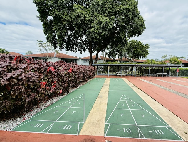 6675 S Oriole Blvd Unit 2050, Delray Beach, FL 33446 - view of community with shuffleboard