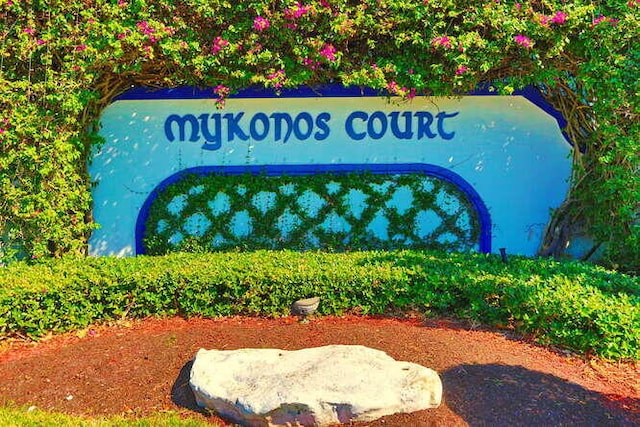 view of community / neighborhood sign