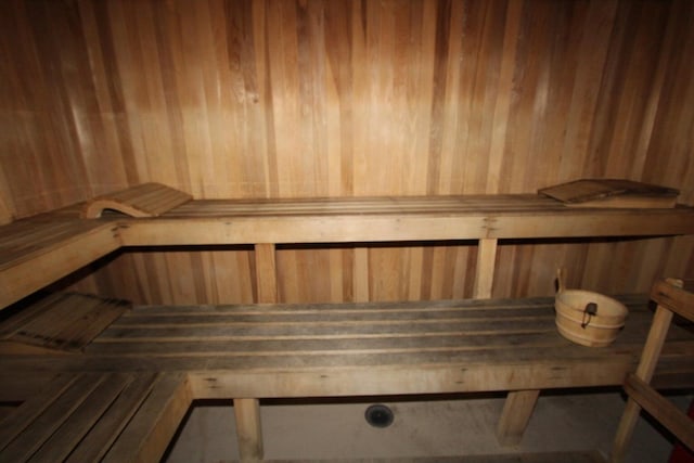 view of sauna / steam room