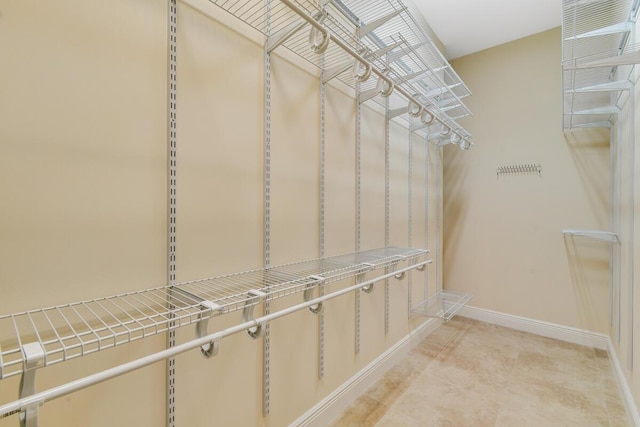 view of spacious closet