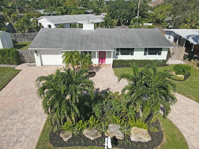 view of front facade with a garage