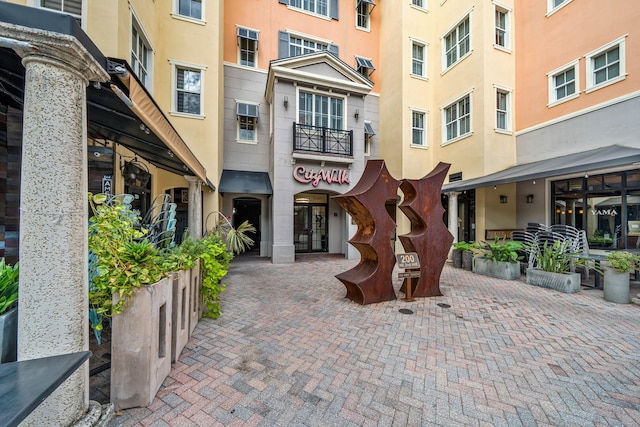 200 NE 2nd Ave Unit 314, Delray Beach, FL 33444 - view of apartment building / complex