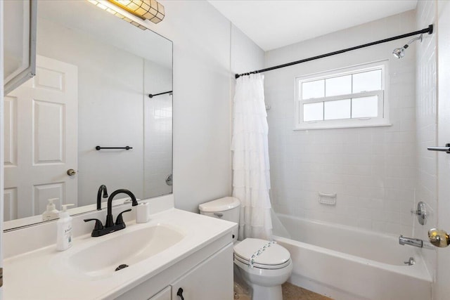 full bathroom featuring shower / bathtub combination with curtain, vanity, and toilet