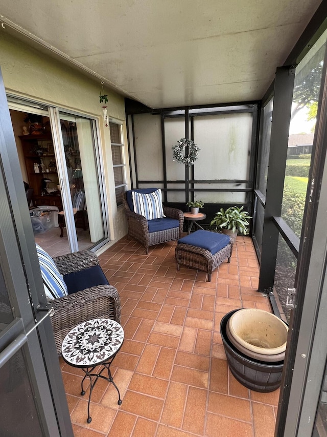 view of sunroom / solarium