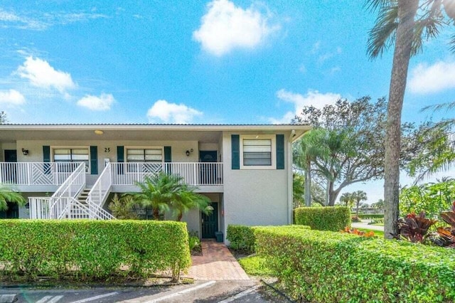 view of front of house with a porch