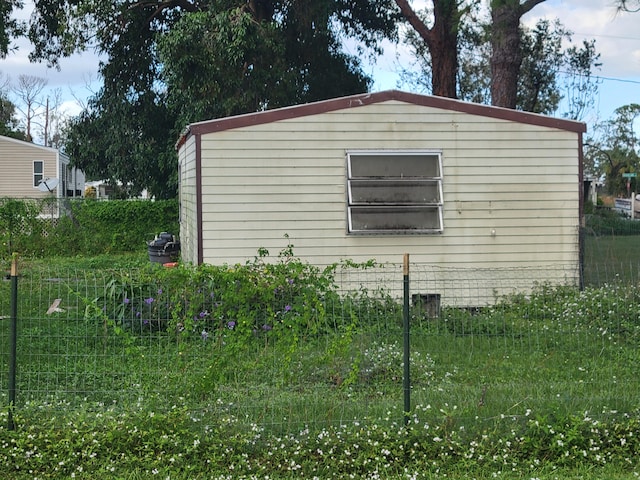 view of side of home