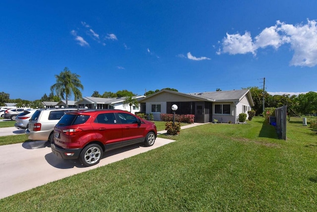 view of front of property with a front yard