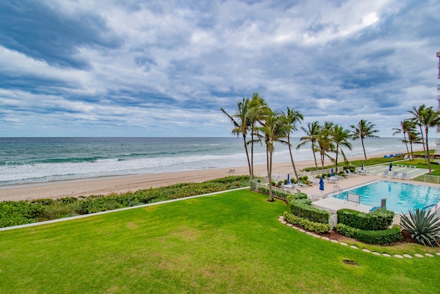 water view featuring a beach view