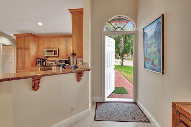 view of tiled entryway