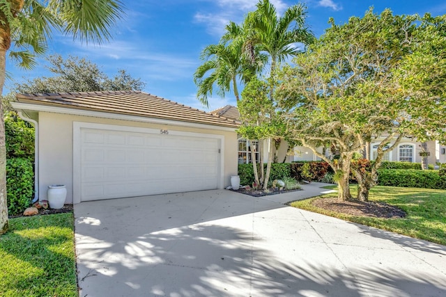 view of front facade with a garage