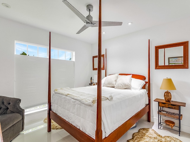 bedroom with ceiling fan