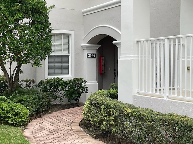 view of property entrance