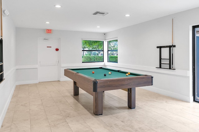 recreation room with pool table