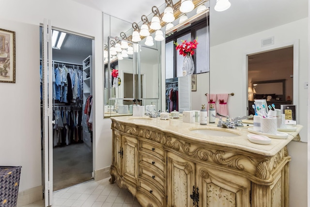 bathroom with vanity